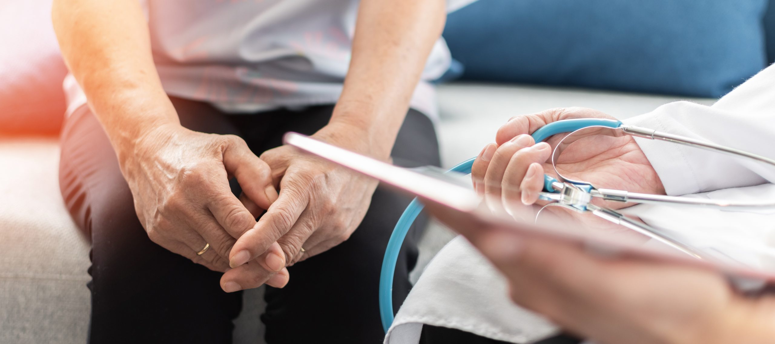 elderly patient with doctor 